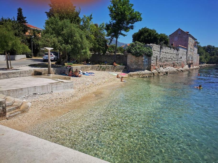 Apartment Simply Rodin Kaštela Екстериор снимка